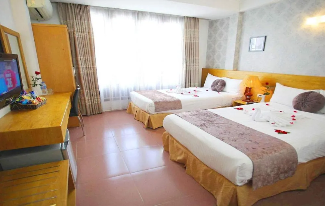 Madam Moon Hotel-1